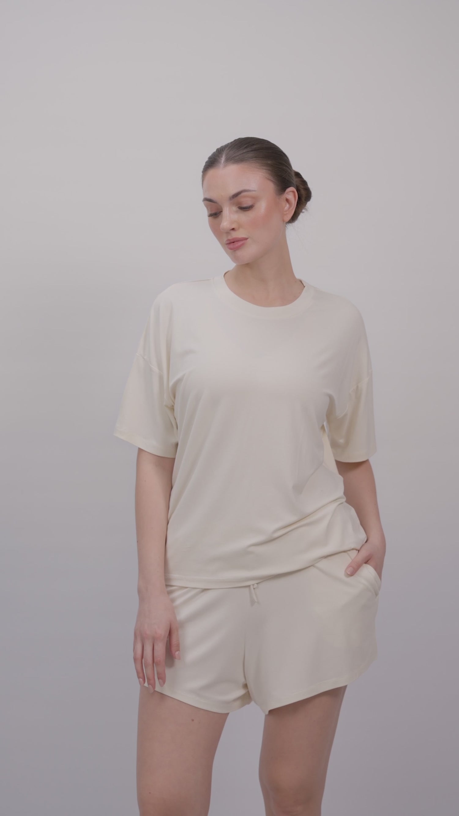 Women’s Bamboo Short-Sleeve Tee & lounge Short Set-Cream